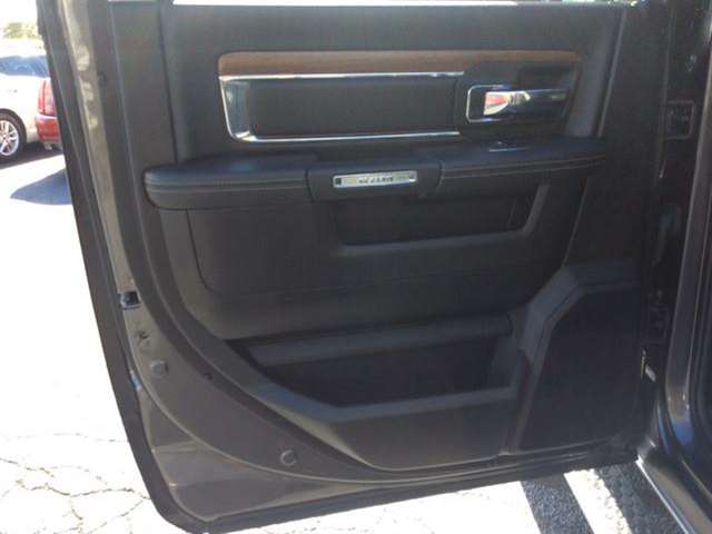 2014 RAM Ram Pickup 1500 4x4 Laramie 4dr Crew Cab 5.5 ft. SB Pickup